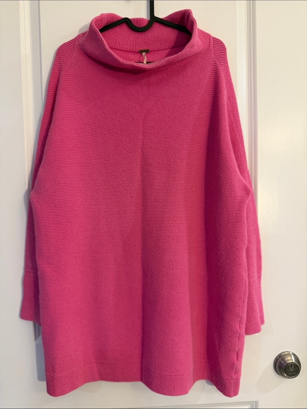 Free People “Ottoman Slouchy Tunic” (Raspberry Rose) - #170 - Picture 2 of 7